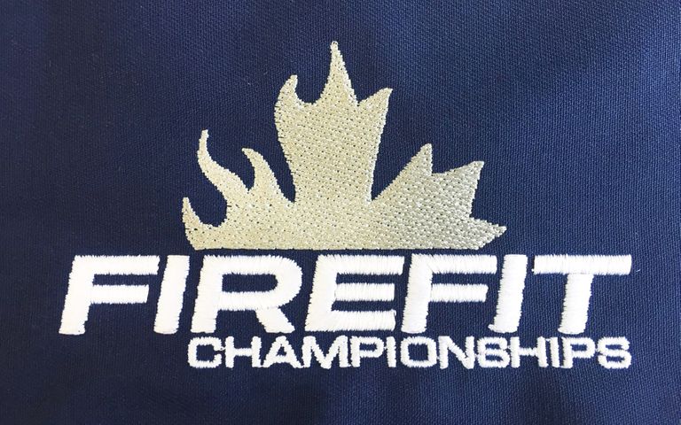 Gesamtansicht der Stickerei 'Firefit Championships'