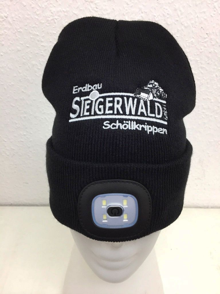 Beanie mit dem gestickten Logo der 'Erdbau Steigerwald GmbH Schöllkrippen'
